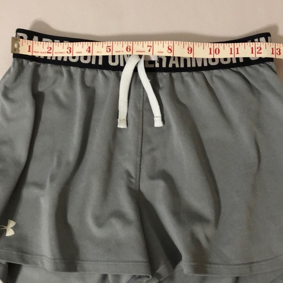 Under Armour Gray Play Up Drawstring Elastic Waist Athletic Shorts size Small - Picture 5 of 8